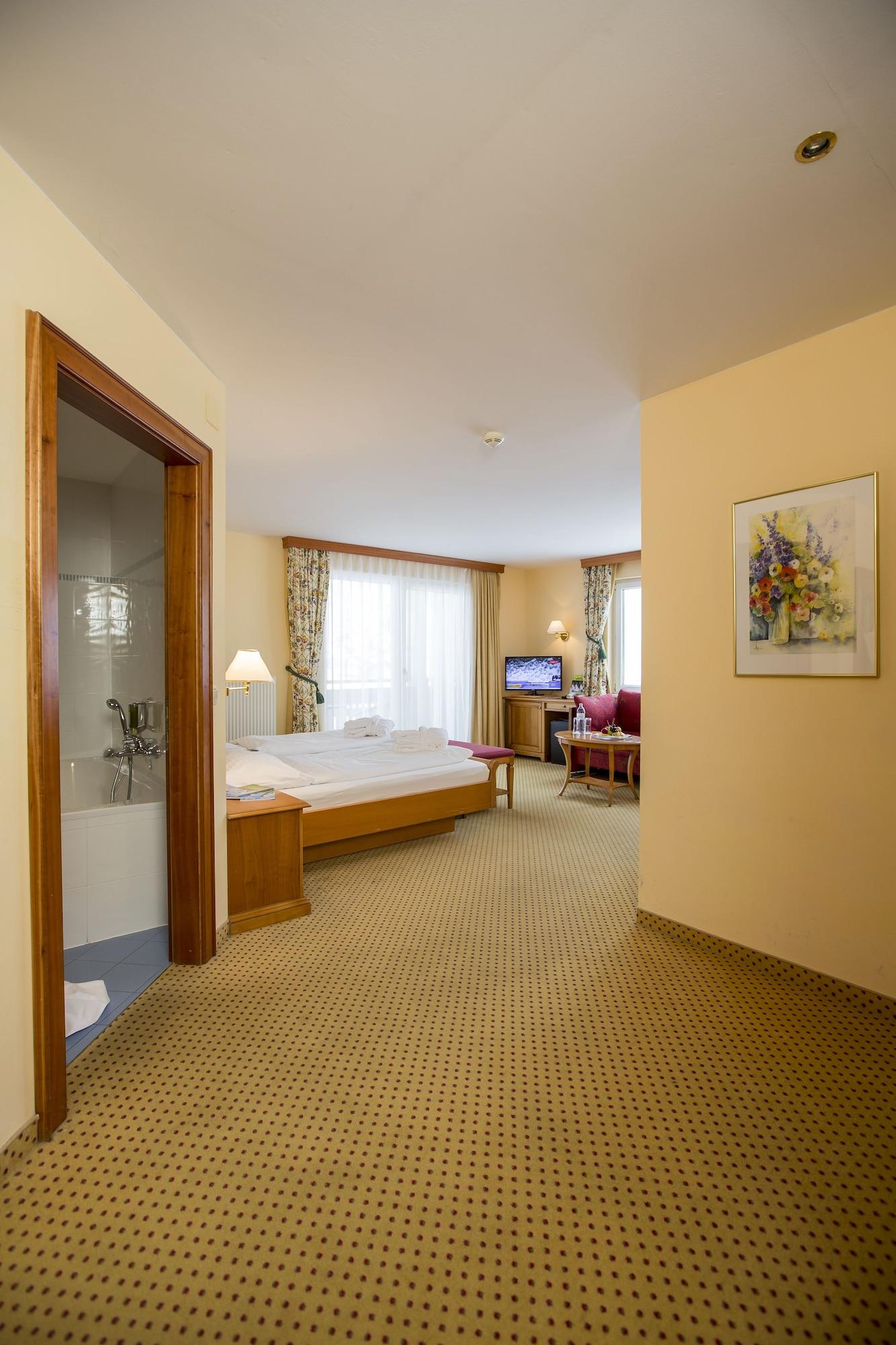 Katschberghöhe Falkensteiner Aktiv & Familienhotel Cristallo Superior מראה חיצוני תמונה